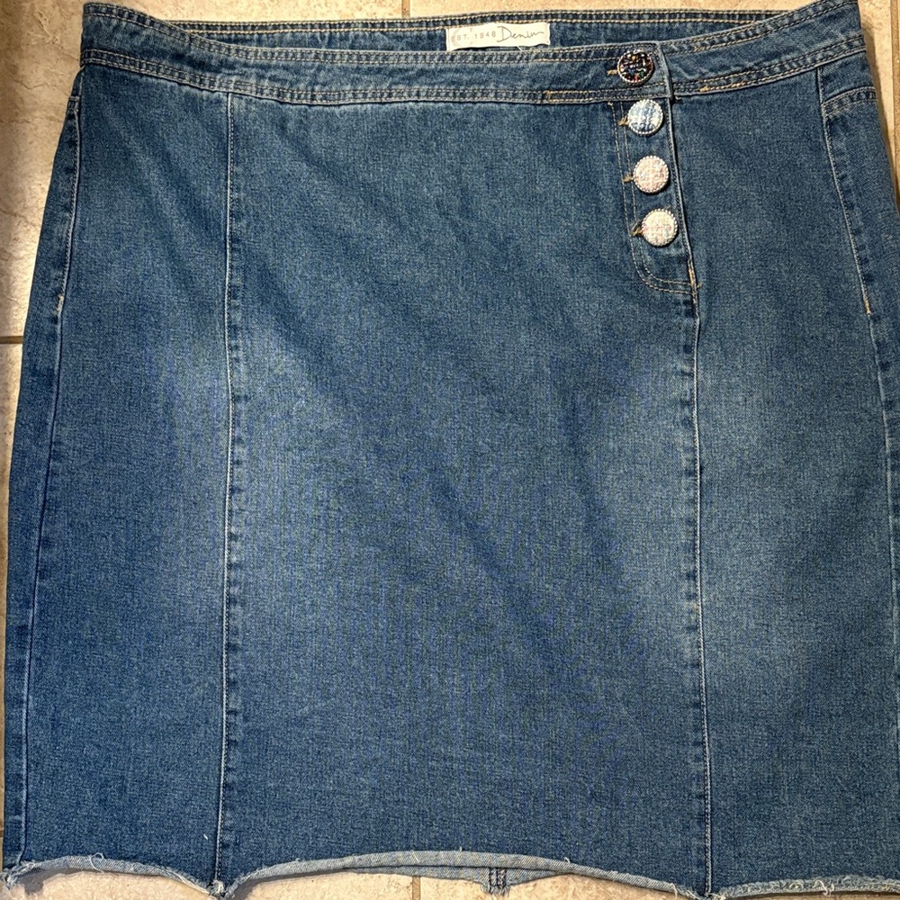 Chic Denim Mini Skirt - Blue